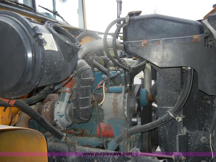 image for item D4673 1995 International 3800 school bus