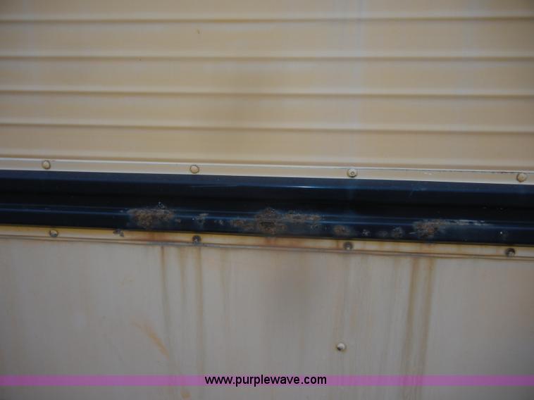 image for item D4673 1995 International 3800 school bus