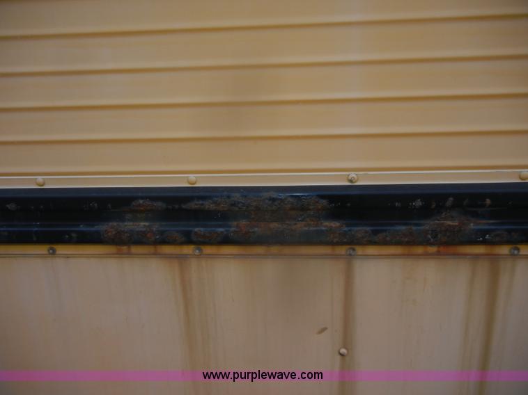 image for item D4673 1995 International 3800 school bus