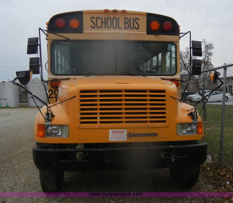image for item D4674 1995 International 3800 school bus