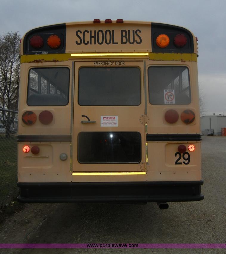 image for item D4674 1995 International 3800 school bus