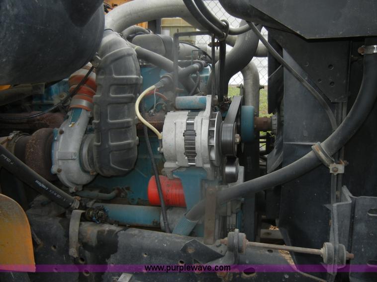 image for item D4674 1995 International 3800 school bus