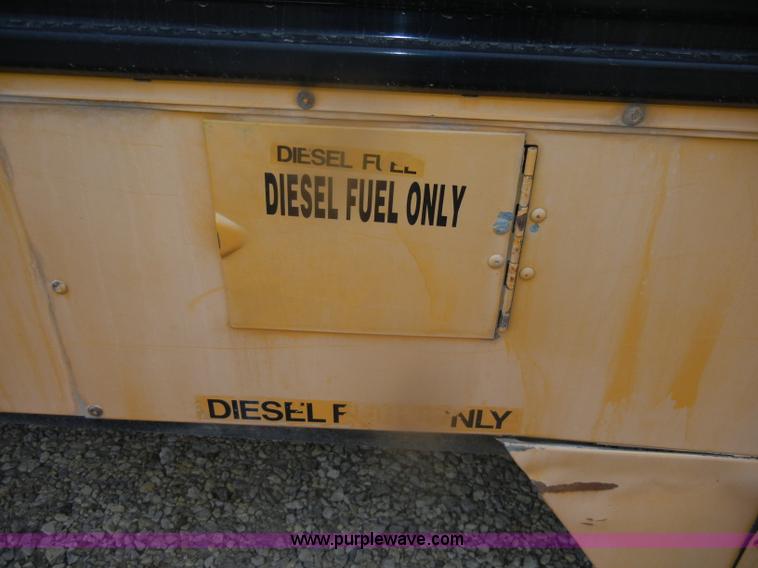 image for item D4674 1995 International 3800 school bus