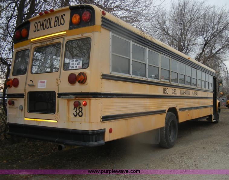 image for item D4675 1995 International 3800 school bus