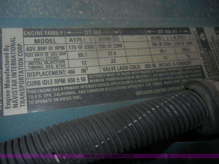 image for item D4675 1995 International 3800 school bus