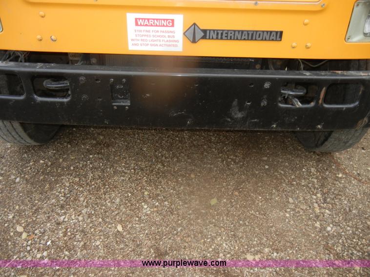 image for item D4675 1995 International 3800 school bus