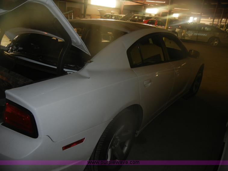 image for item D4713 2012 Dodge Charger SE Police