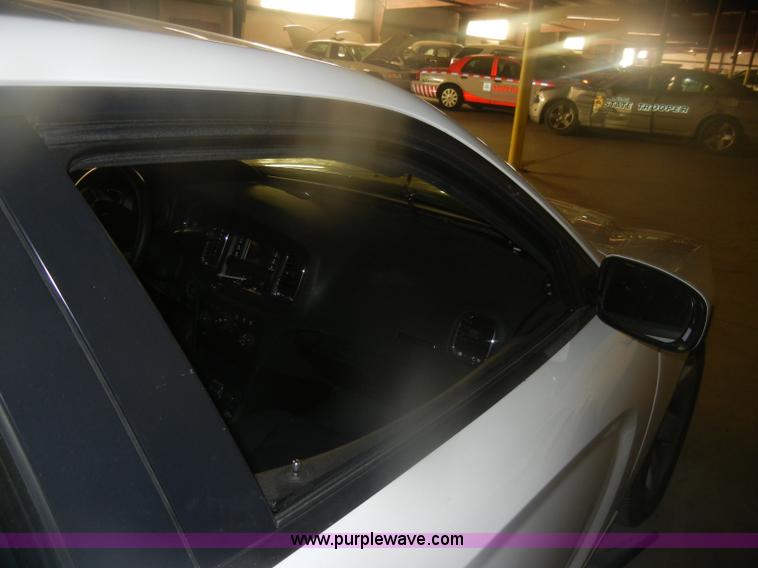 image for item D4713 2012 Dodge Charger SE Police