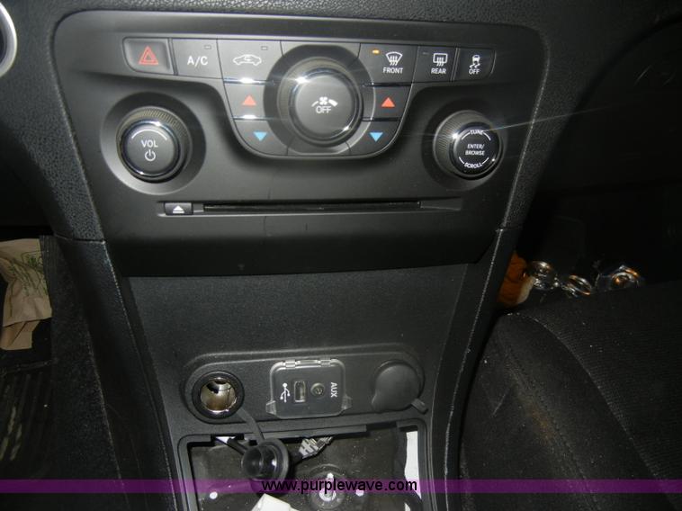 image for item D4713 2012 Dodge Charger SE Police