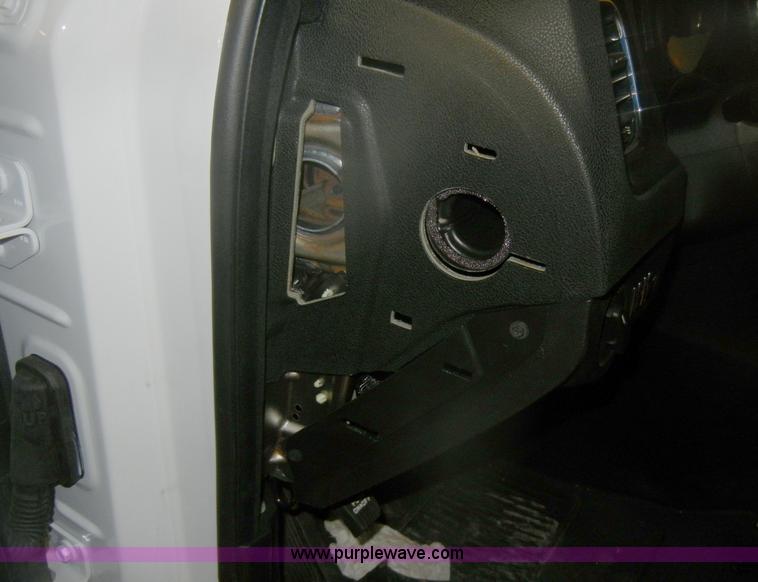 image for item D4713 2012 Dodge Charger SE Police