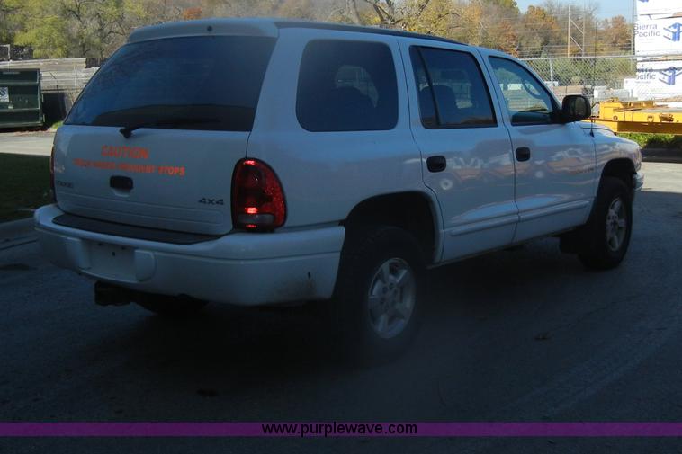 image for item D4728 2001 Dodge Durango SLT SUV