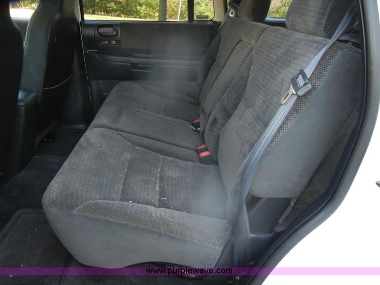 image for item D4728 2001 Dodge Durango SLT SUV