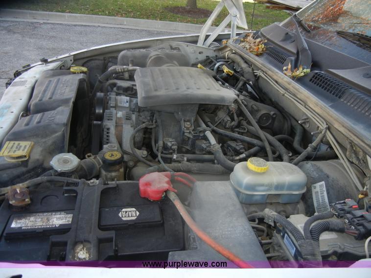 image for item D4728 2001 Dodge Durango SLT SUV