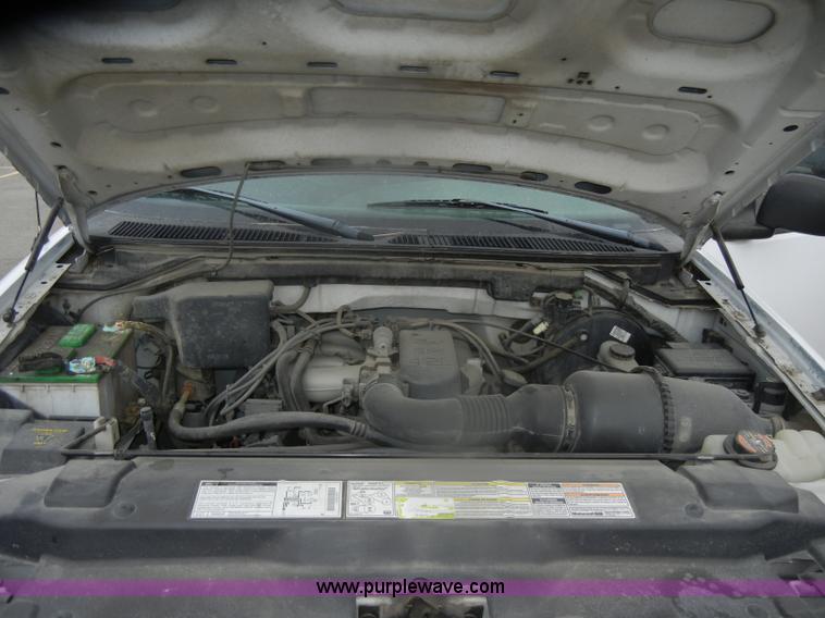 image for item D4732 1998 Ford F150 SuperCab pickup truck