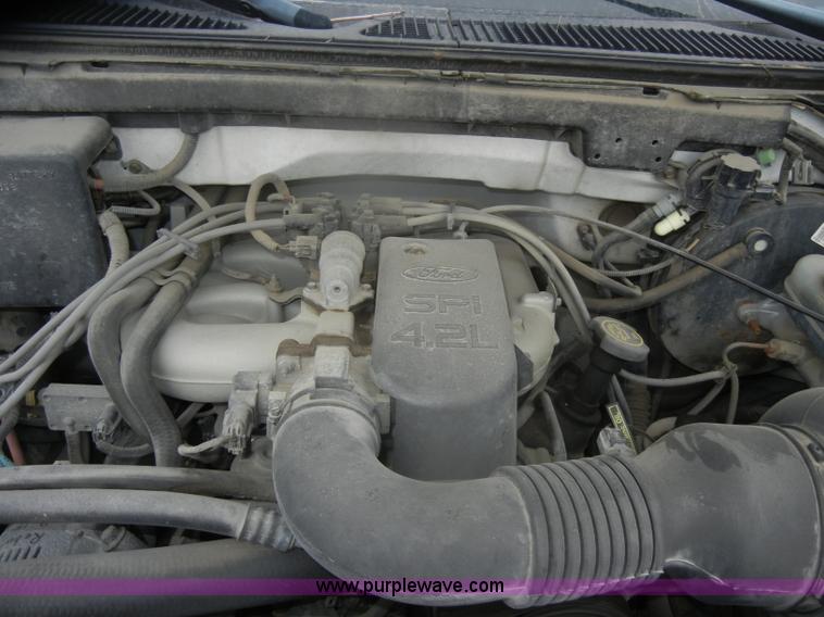 image for item D4732 1998 Ford F150 SuperCab pickup truck