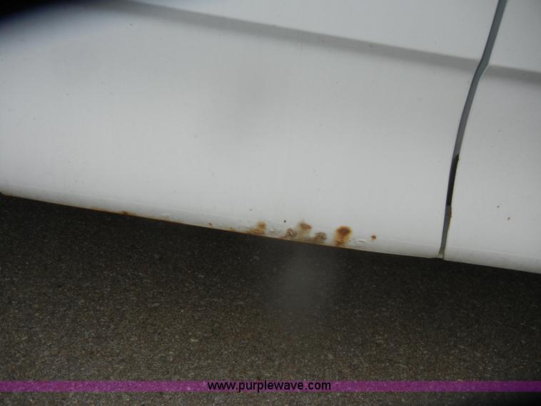 image for item D4732 1998 Ford F150 SuperCab pickup truck