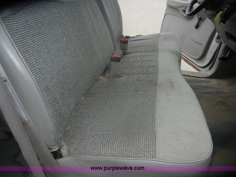 image for item D4732 1998 Ford F150 SuperCab pickup truck