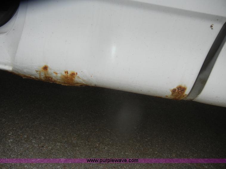 image for item D4732 1998 Ford F150 SuperCab pickup truck