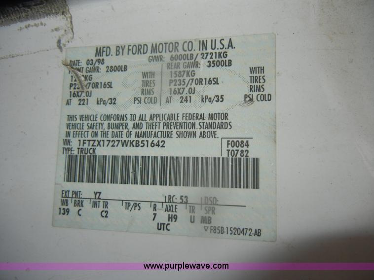 image for item D4732 1998 Ford F150 SuperCab pickup truck