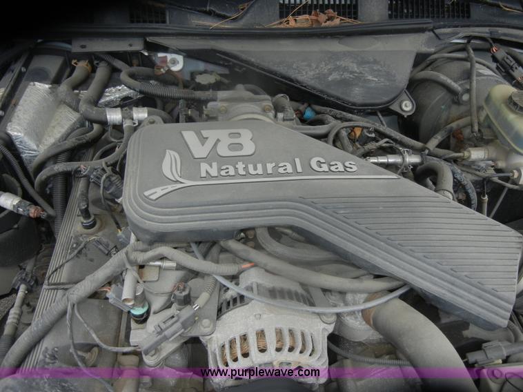 image for item D4733 2000 Ford Crown Victoria Police Interceptor