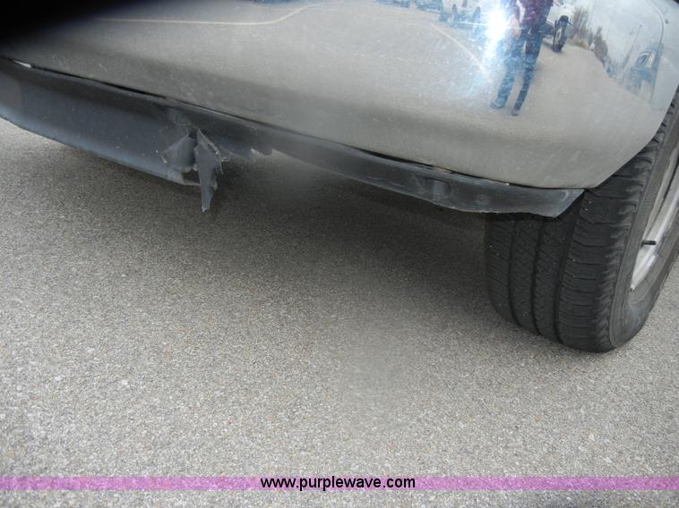 image for item D4734 1998 Chevrolet C1500 pickup truck