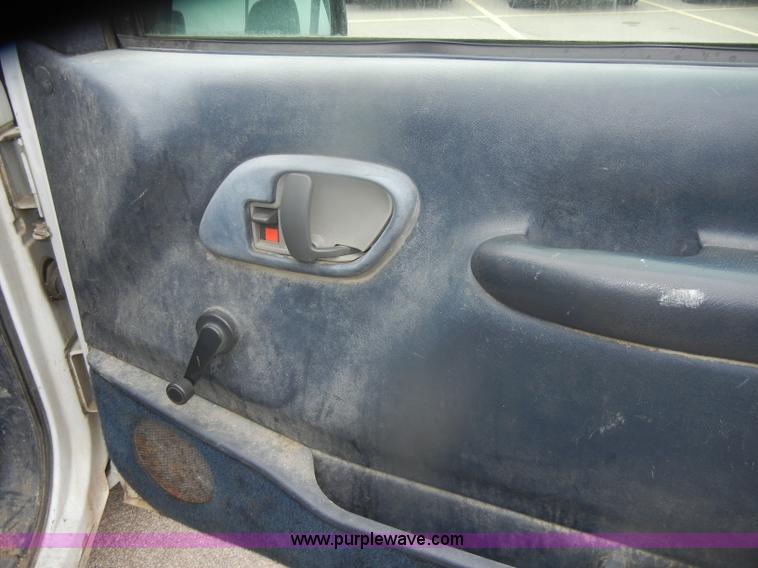 image for item D4734 1998 Chevrolet C1500 pickup truck