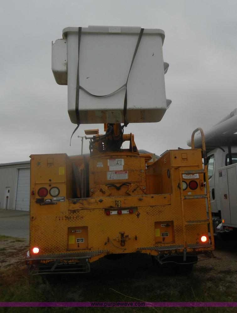 image for item D4736 1992 Ford F700 aerial lift truck