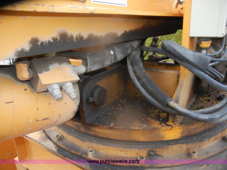 image for item D4736 1992 Ford F700 aerial lift truck