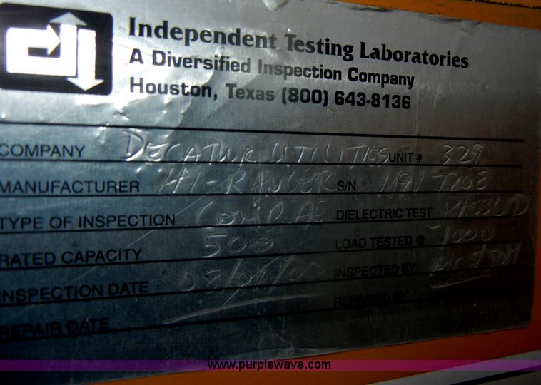 image for item D4736 1992 Ford F700 aerial lift truck