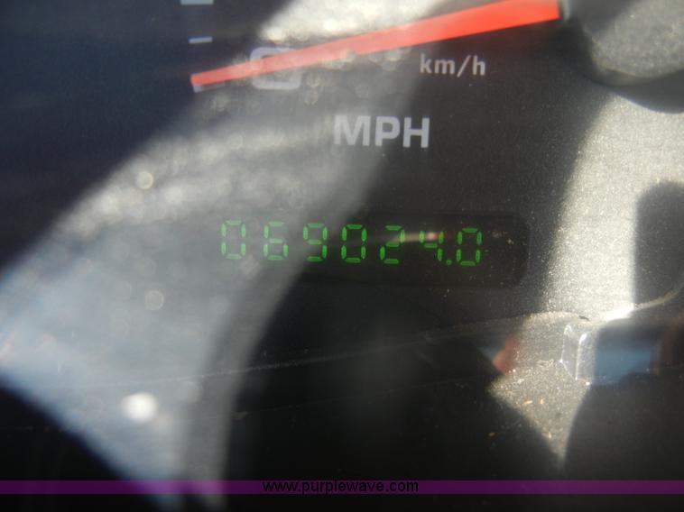 image for item D4743 2003 Ford F550 XL Super Duty dump bed truck