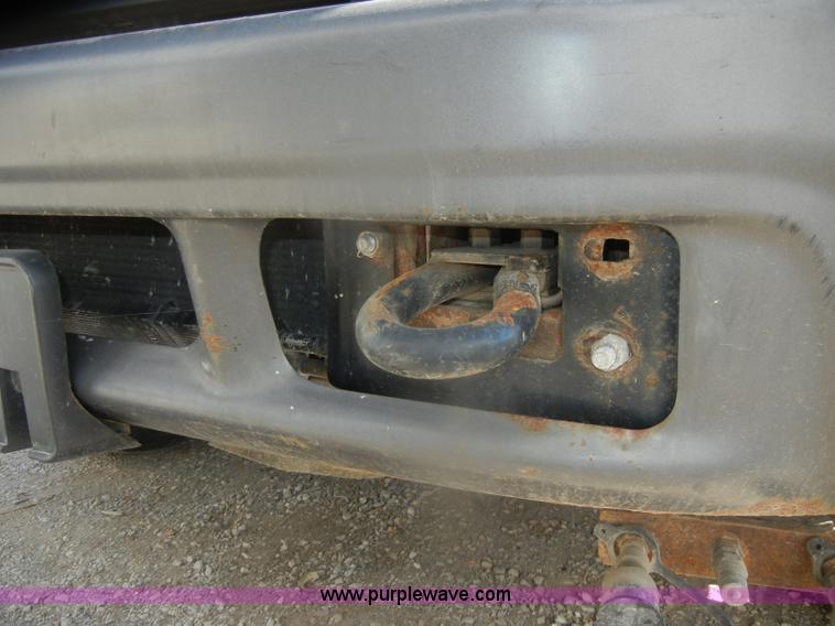 image for item D4743 2003 Ford F550 XL Super Duty dump bed truck