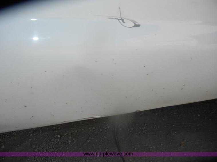 image for item D4743 2003 Ford F550 XL Super Duty dump bed truck