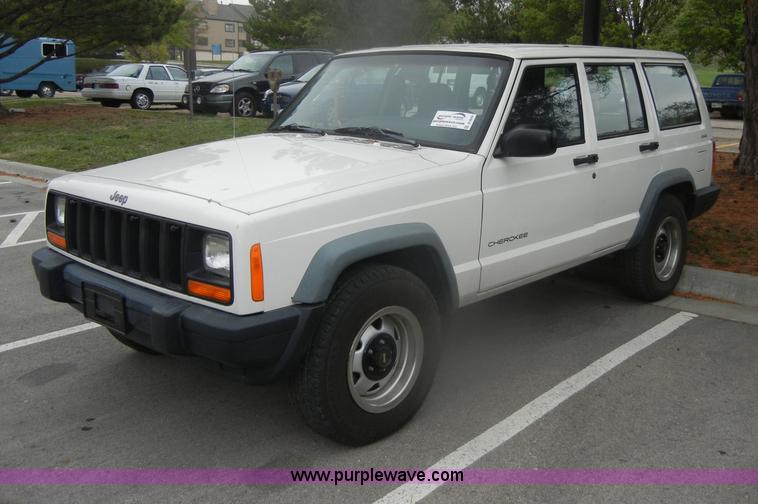 image for item D4949 1998 Jeep Cherokee SE SUV