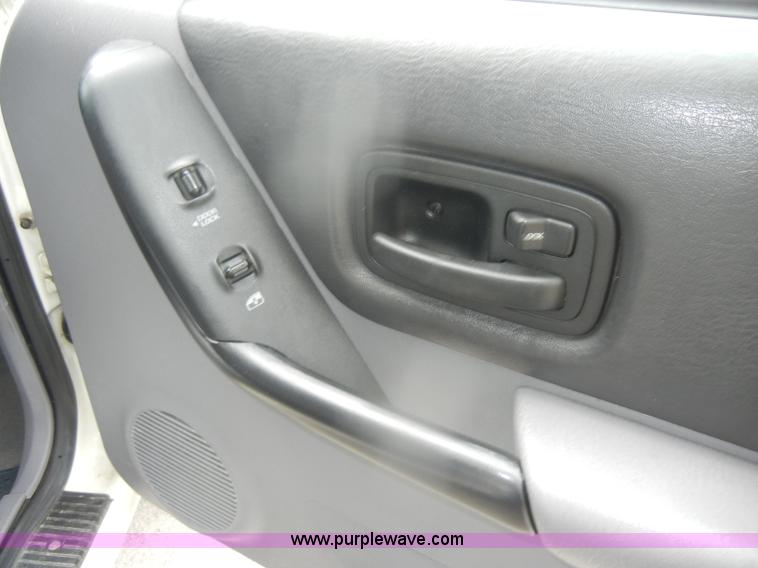 image for item D4949 1998 Jeep Cherokee SE SUV