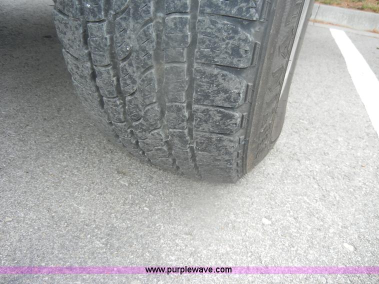 image for item D4949 1998 Jeep Cherokee SE SUV