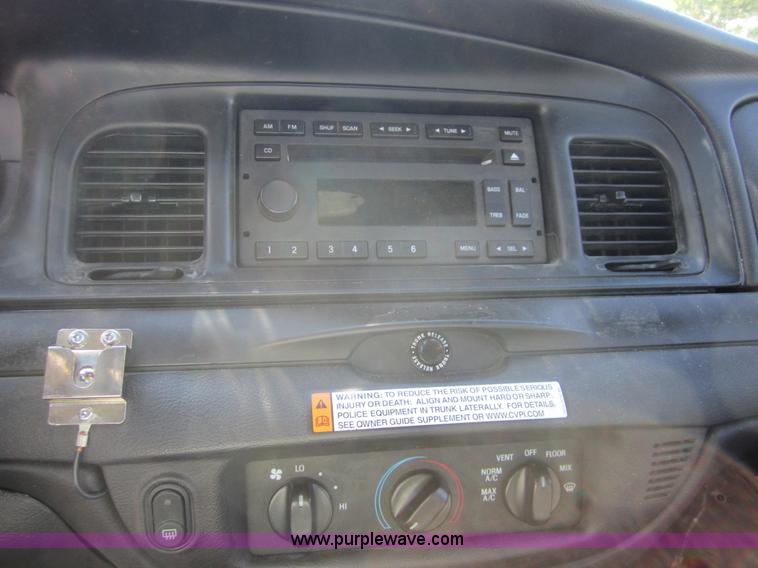 image for item D5701 2008 Ford Crown Victoria Police Interceptor