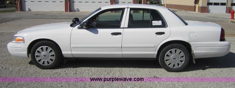 image for item D5703 2008 Ford Crown Victoria Police Interceptor