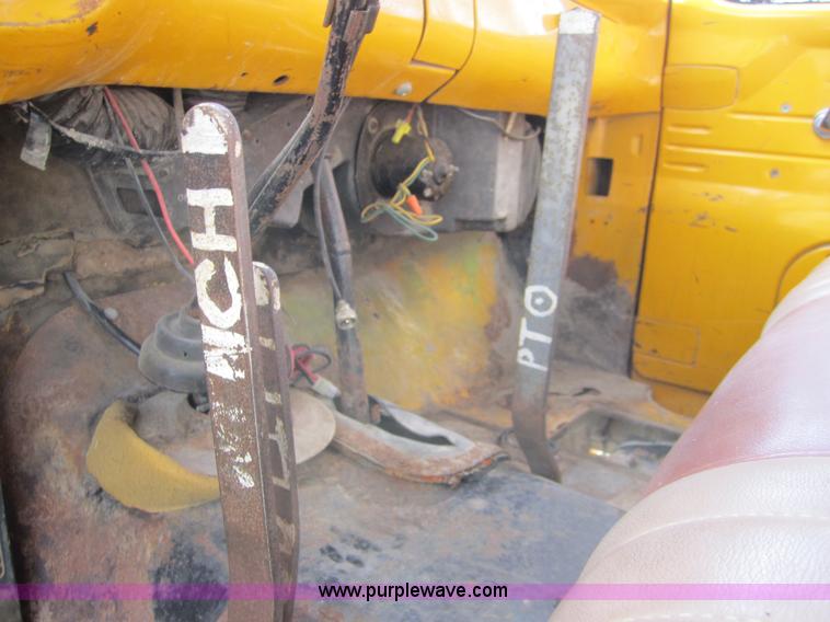 image for item D5705 1965 Ford F600 dump truck