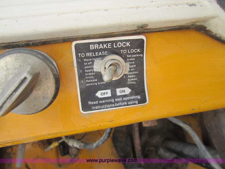 image for item D5705 1965 Ford F600 dump truck