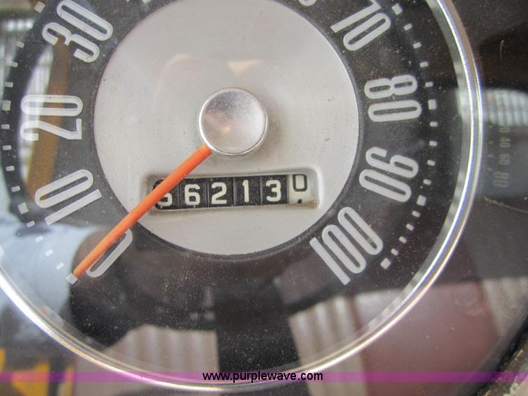 image for item D5705 1965 Ford F600 dump truck