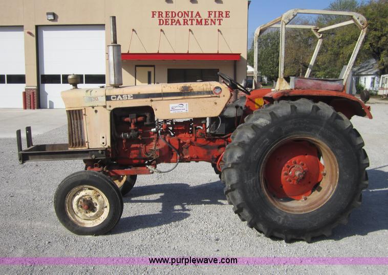 image for item D5709 Case 530 tractor