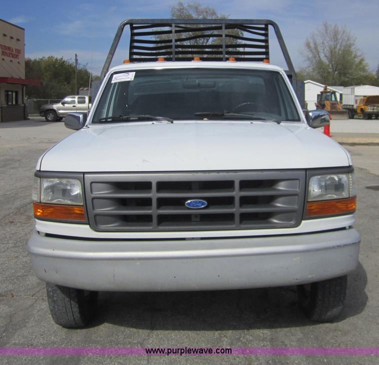 image for item D5711 1993 Ford F350 dump bed pickup truck