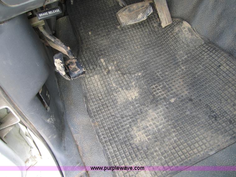 image for item D5711 1993 Ford F350 dump bed pickup truck