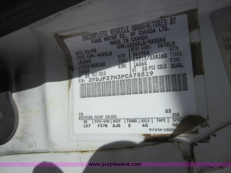 image for item D5711 1993 Ford F350 dump bed pickup truck