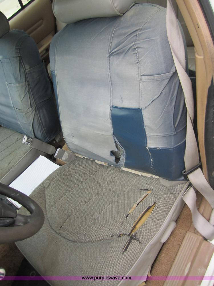 image for item D5713 1996 Ford Crown Victoria Police Interceptor