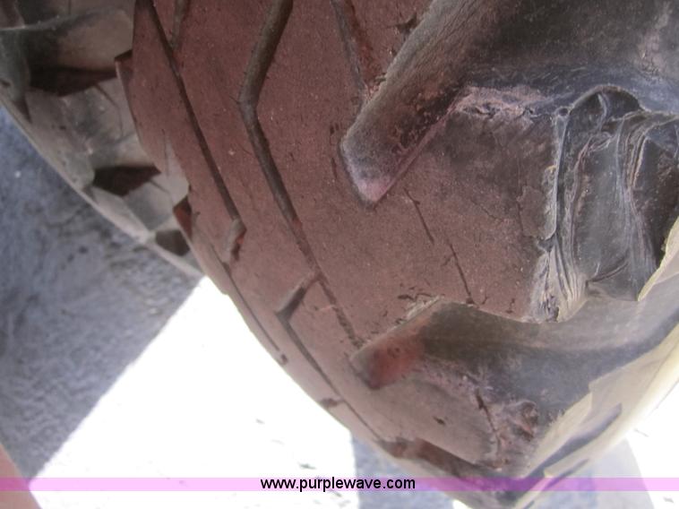 image for item D5714 1977 Ford F756 fire truck