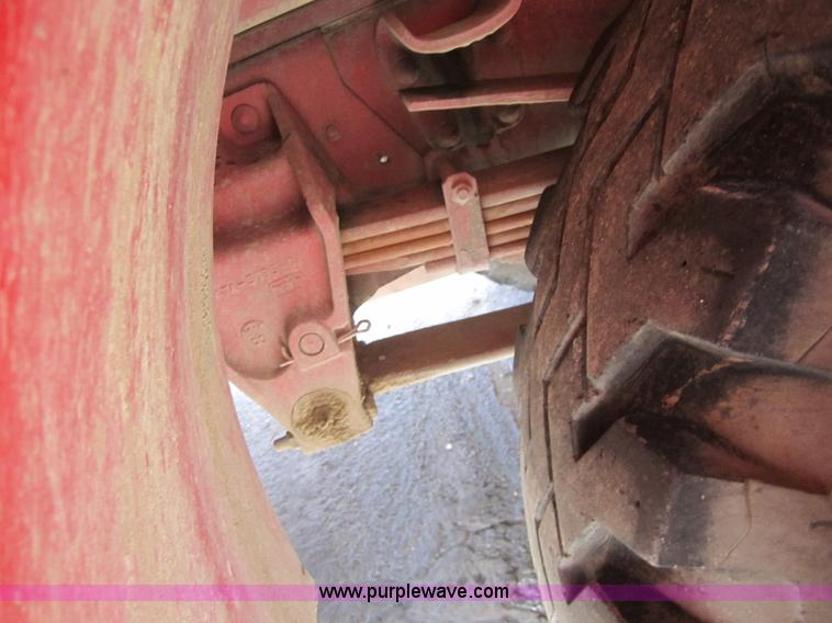 image for item D5714 1977 Ford F756 fire truck