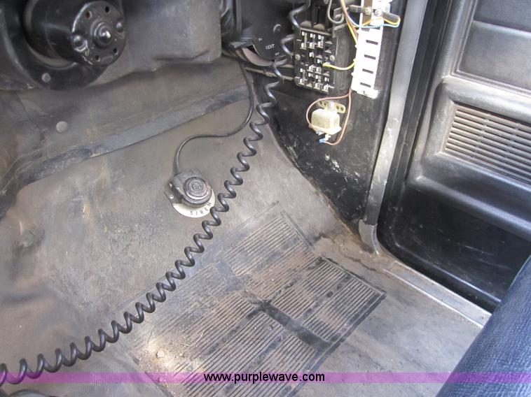 image for item D5714 1977 Ford F756 fire truck