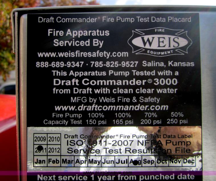 image for item D5714 1977 Ford F756 fire truck