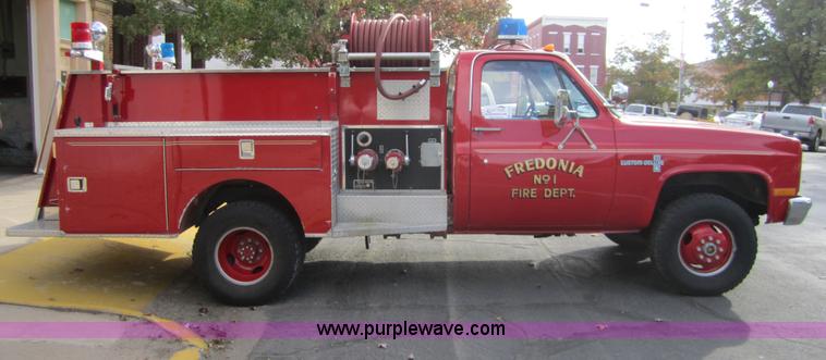 image for item D5715 1981 Chevrolet K30 fire truck